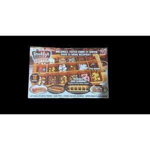 Brooklyn Brownie Non-Stick Baking Pan with Built-in Slicer New in Box